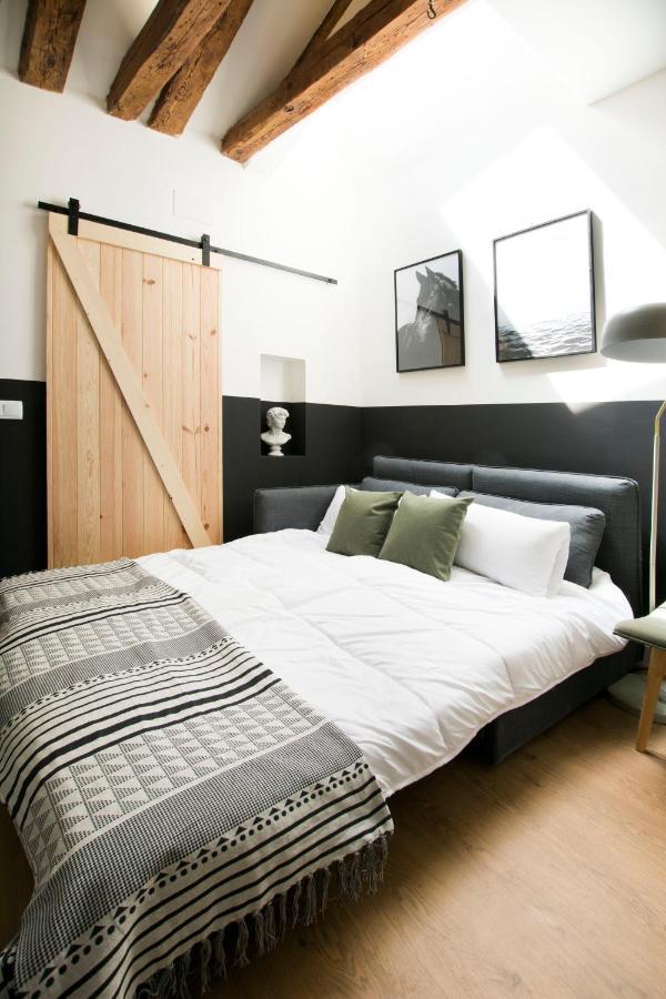 Redondilla Apartment Madrid Luaran gambar